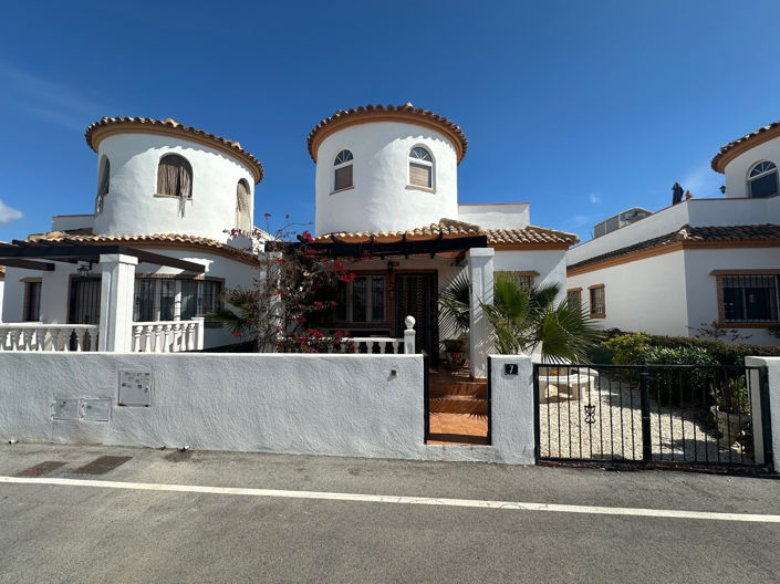 Image No.6-3 Bed Villa for sale