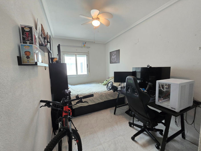 Image No.8-3 Bed Apartment for sale