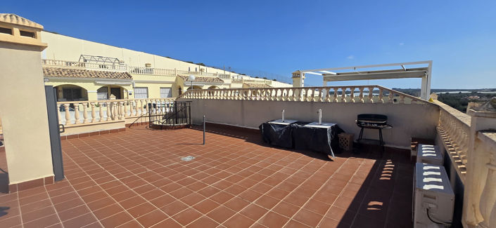 Image No.14-2 Bed Bungalow for sale