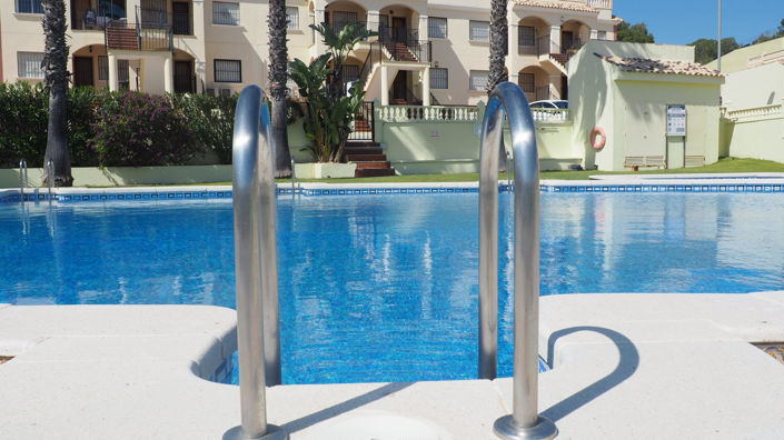 Image No.21-2 Bed Bungalow for sale