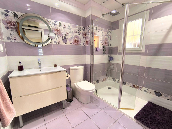 Image No.15-3 Bed Villa for sale