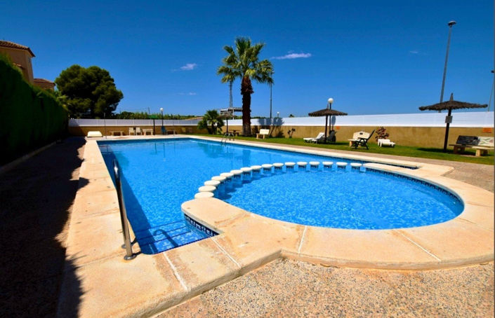 Image No.2-3 Bed Villa for sale