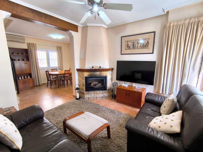 Image No.3-3 Bed Villa for sale