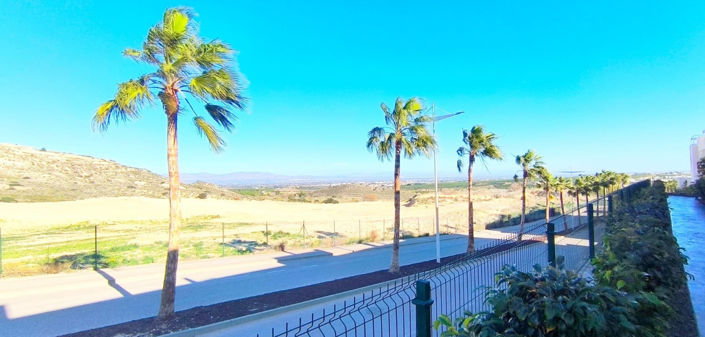 Image No.27-3 Bed Apartment for sale