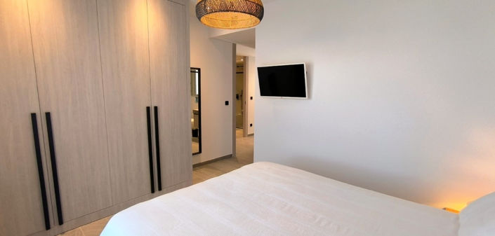 Image No.12-3 Bed Apartment for sale