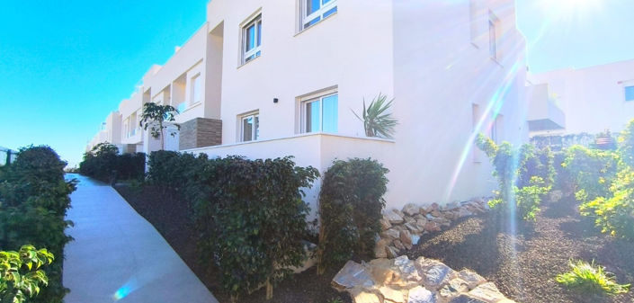 Image No.33-3 Bed Apartment for sale