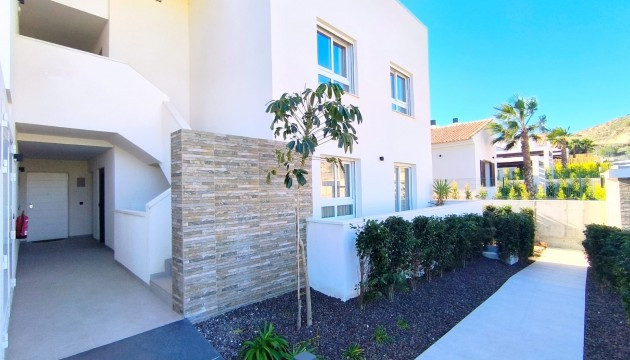 Image No.21-3 Bed Apartment for sale