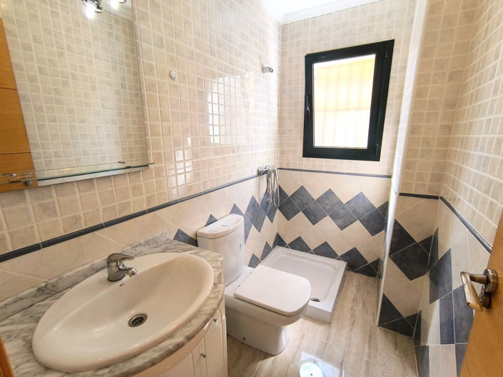 Image No.10-3 Bed Villa for sale