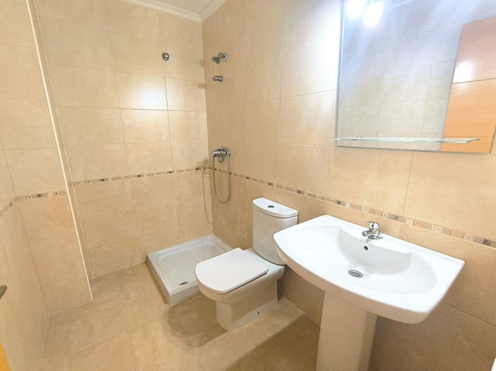 Image No.17-3 Bed Villa for sale