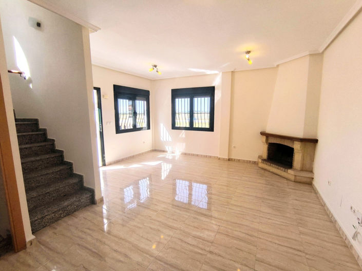 Image No.7-3 Bed Villa for sale