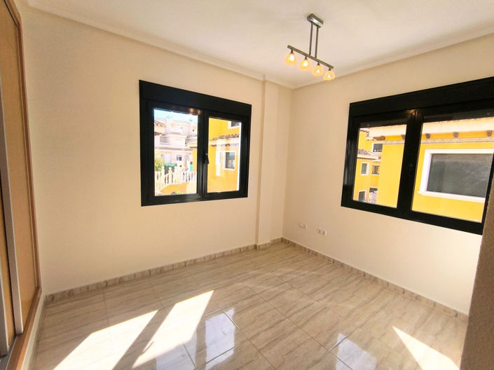 Image No.9-3 Bed Villa for sale