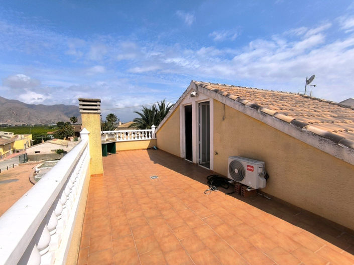 Image No.20-3 Bed Townhouse for sale