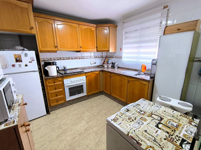 Image No.3-3 Bed Townhouse for sale
