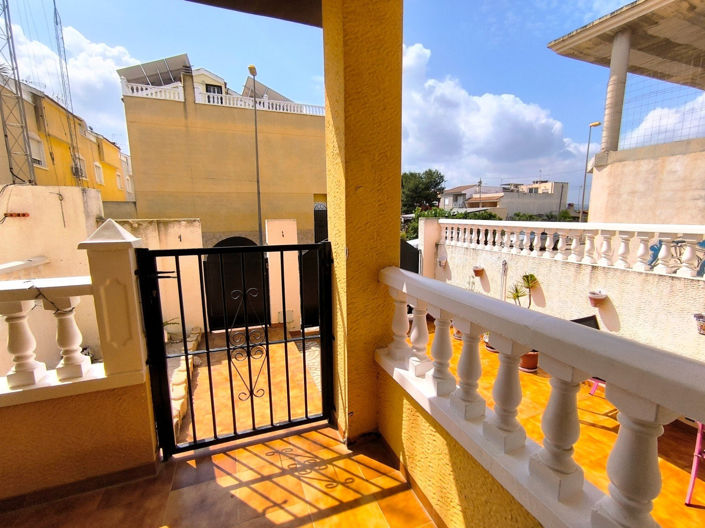 Image No.6-3 Bed Townhouse for sale