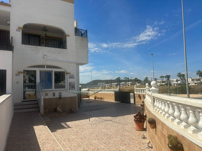 Image No.4-Appartement de 2 chambres à vendre à Alicante