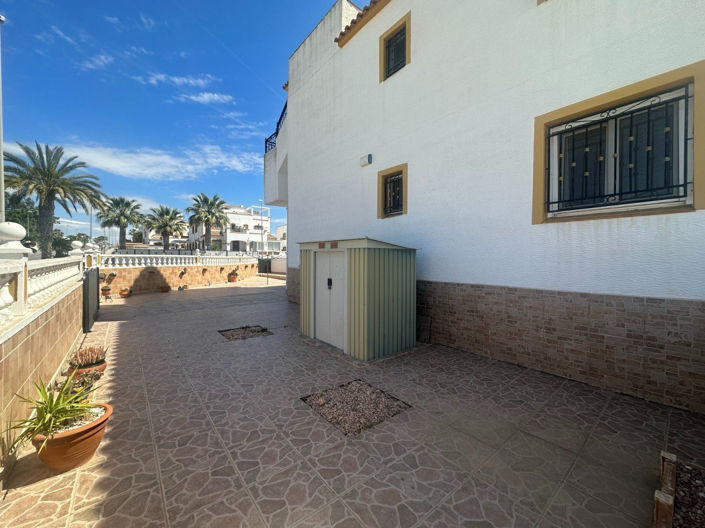 Image No.7-Appartement de 2 chambres à vendre à Alicante