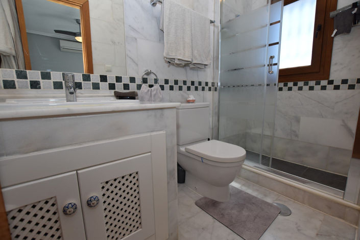Image No.17-2 Bed Apartment for sale