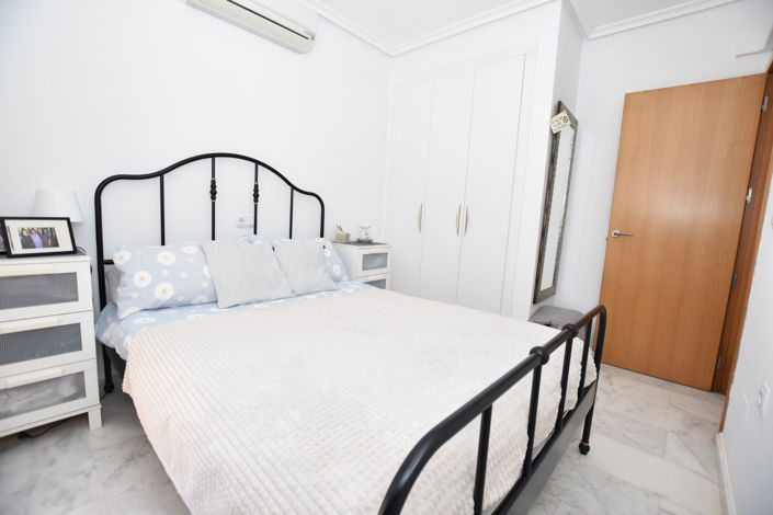 Image No.19-2 Bed Apartment for sale