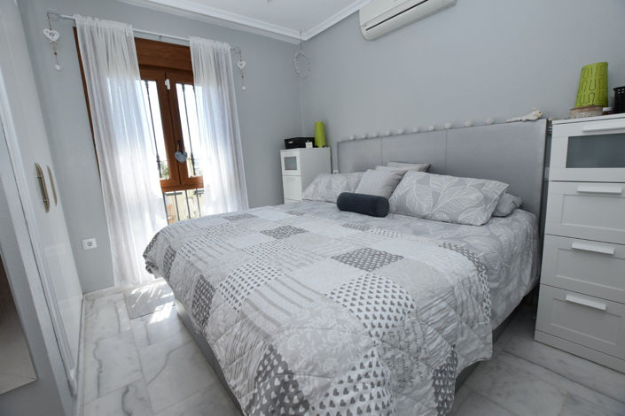 Image No.23-2 Bed Apartment for sale
