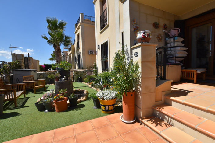 Image No.29-2 Bed Apartment for sale