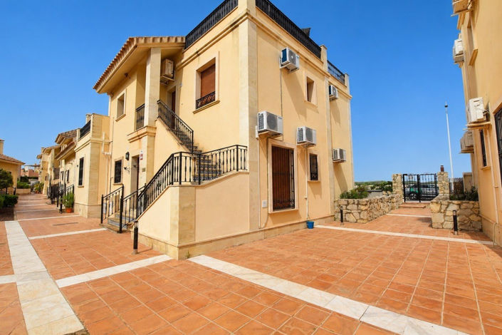 Image No.30-2 Bed Apartment for sale