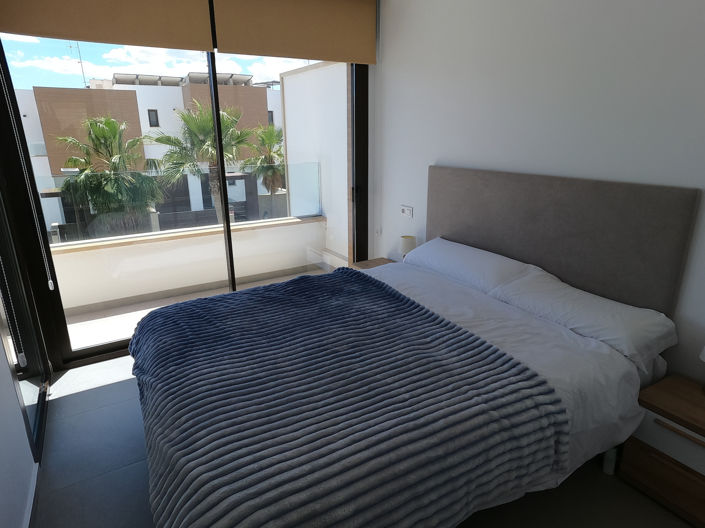 Image No.18-4 Bed Villa for sale