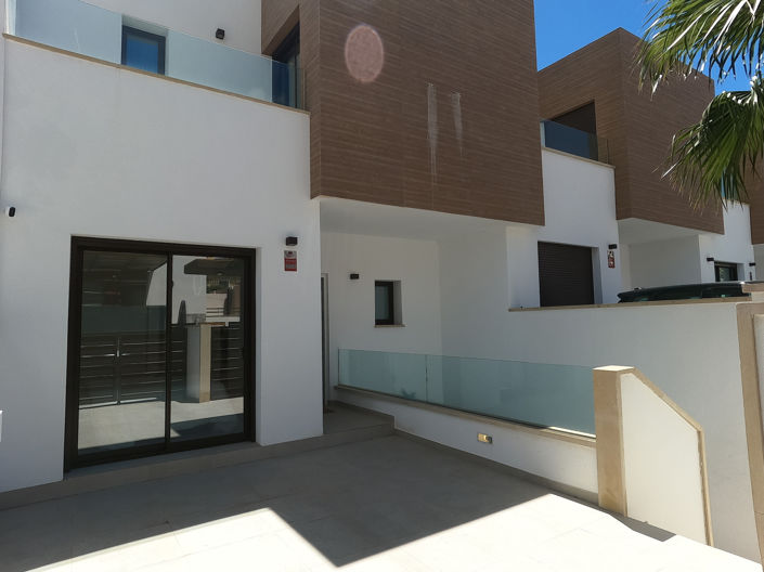 Image No.22-4 Bed Villa for sale