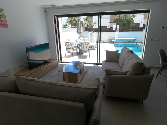 Image No.8-4 Bed Villa for sale