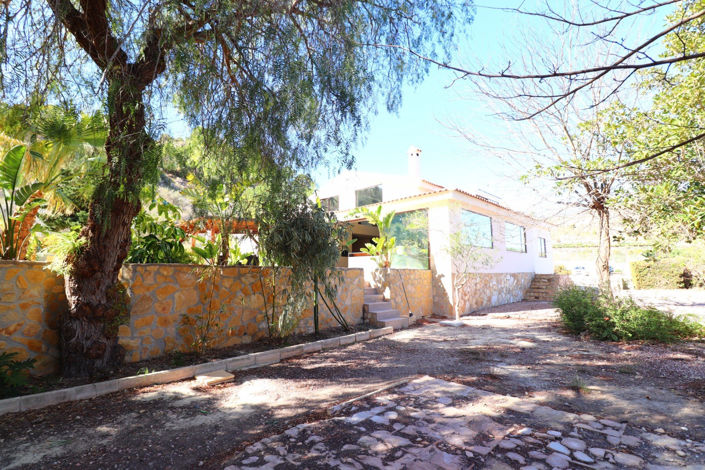 Image No.41-5 Bed Country House for sale