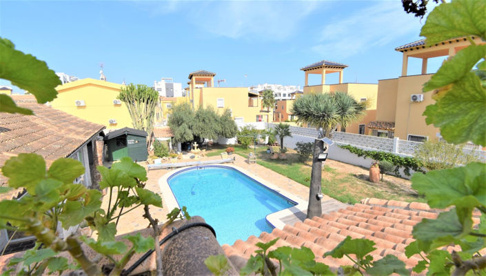 Image No.36-4 Bed Villa for sale