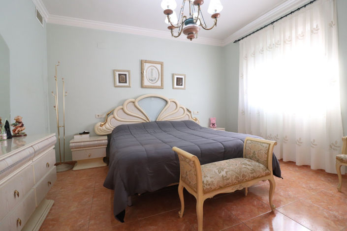 Image No.13-3 Bed Villa for sale