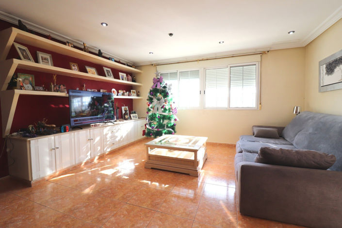 Image No.3-3 Bed Villa for sale