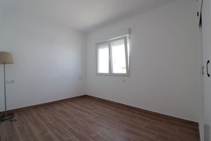 Image No.16-3 Bed Bungalow for sale
