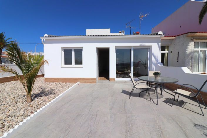 Image No.20-3 Bed Bungalow for sale