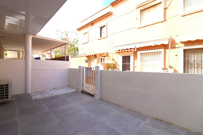 Image No.18-3 Bed Apartment for sale