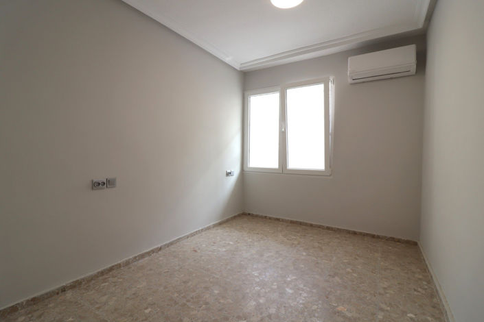 Image No.8-3 Bed Apartment for sale
