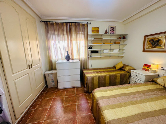 Image No.21-3 Bed Townhouse for sale