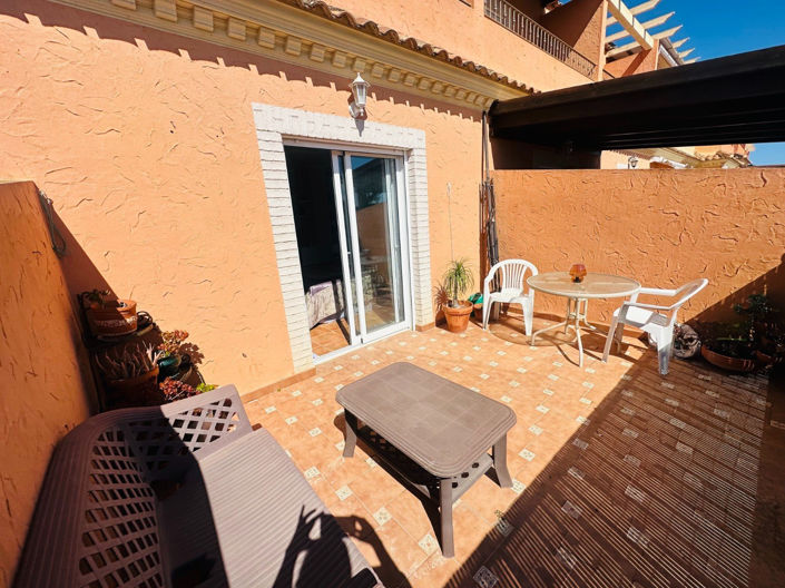 Image No.28-3 Bed Townhouse for sale