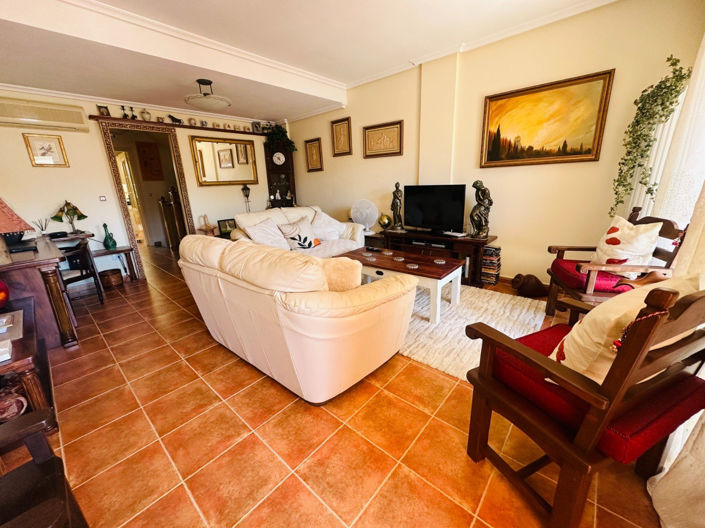 Image No.7-3 Bed Townhouse for sale