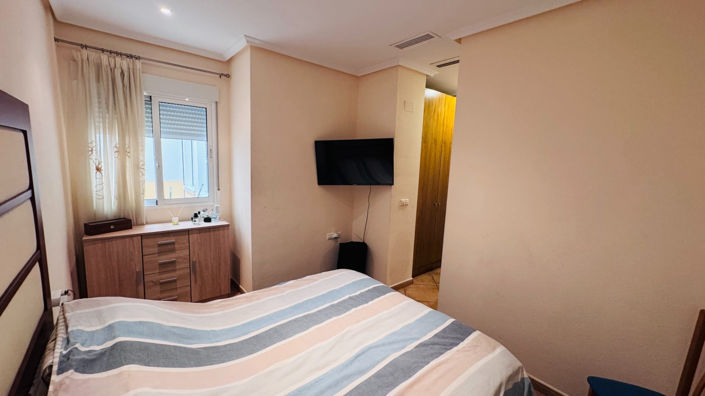 Image No.8-3 Bed Apartment for sale