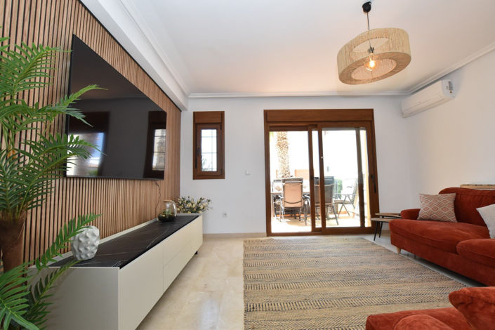 Image No.2-2 Bed Townhouse for sale