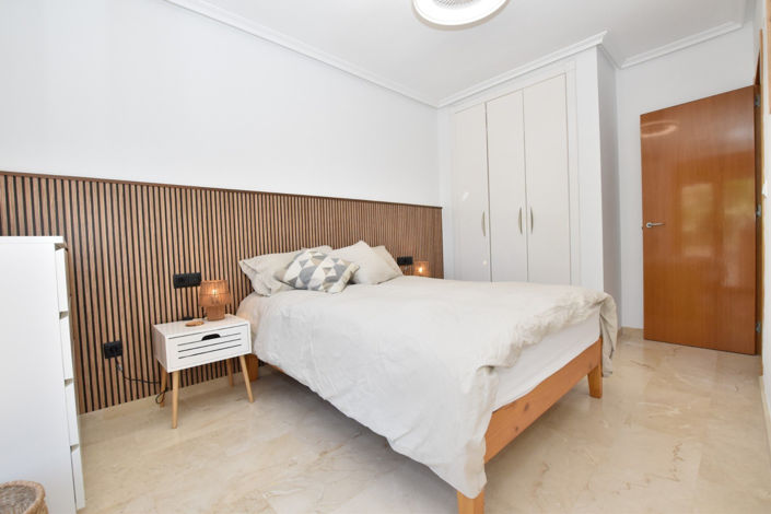 Image No.24-2 Bed Townhouse for sale