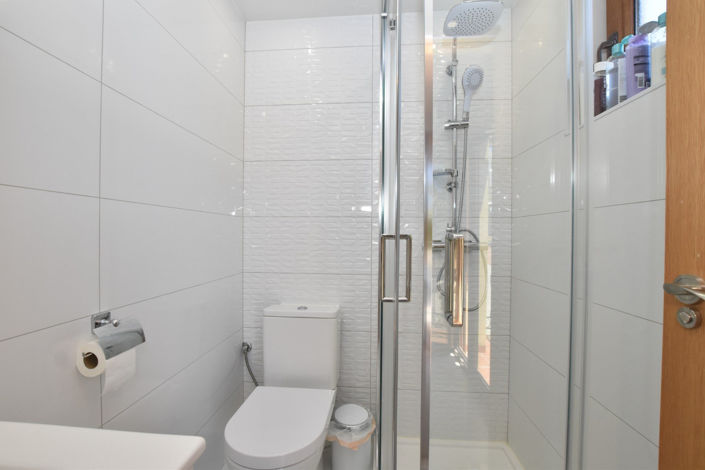 Image No.36-2 Bed Townhouse for sale