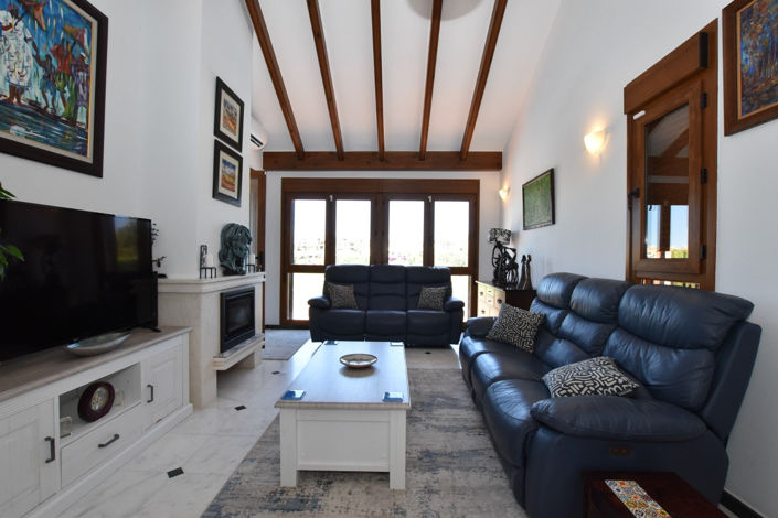 Image No.17-3 Bed Villa for sale