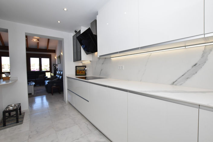 Image No.23-3 Bed Villa for sale