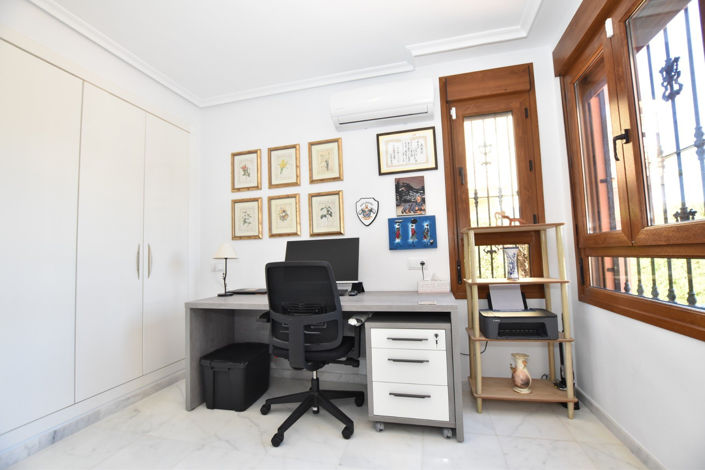 Image No.29-3 Bed Villa for sale