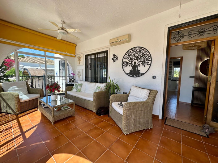 Image No.3-3 Bed Country House for sale