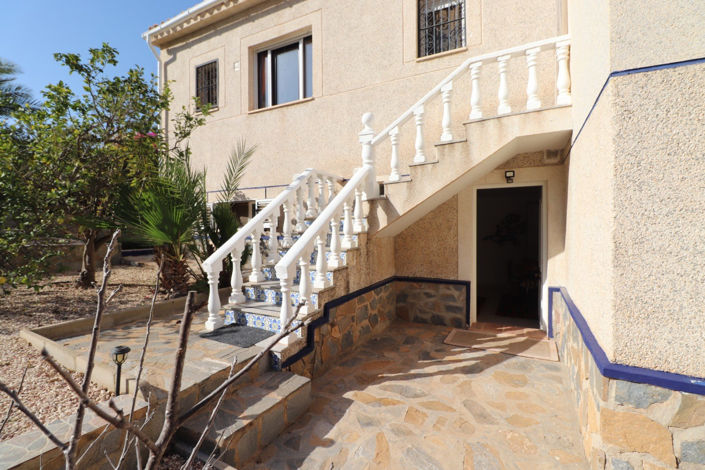 Image No.46-5 Bed Villa for sale