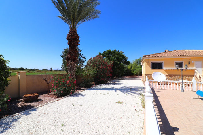 Image No.27-3 Bed Country House for sale