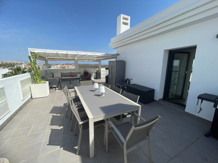 Image No.18-3 Bed Apartment for sale